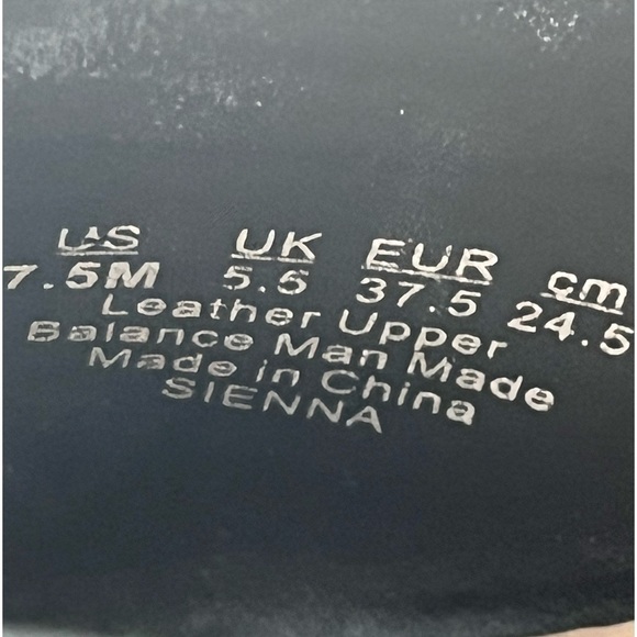 BLEECKER & BOND Sienna Leather Heels Black Size 7.5 Stacked Heel - Picture 15 of 16